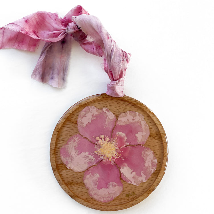 Flores de Hawai’i Ornament