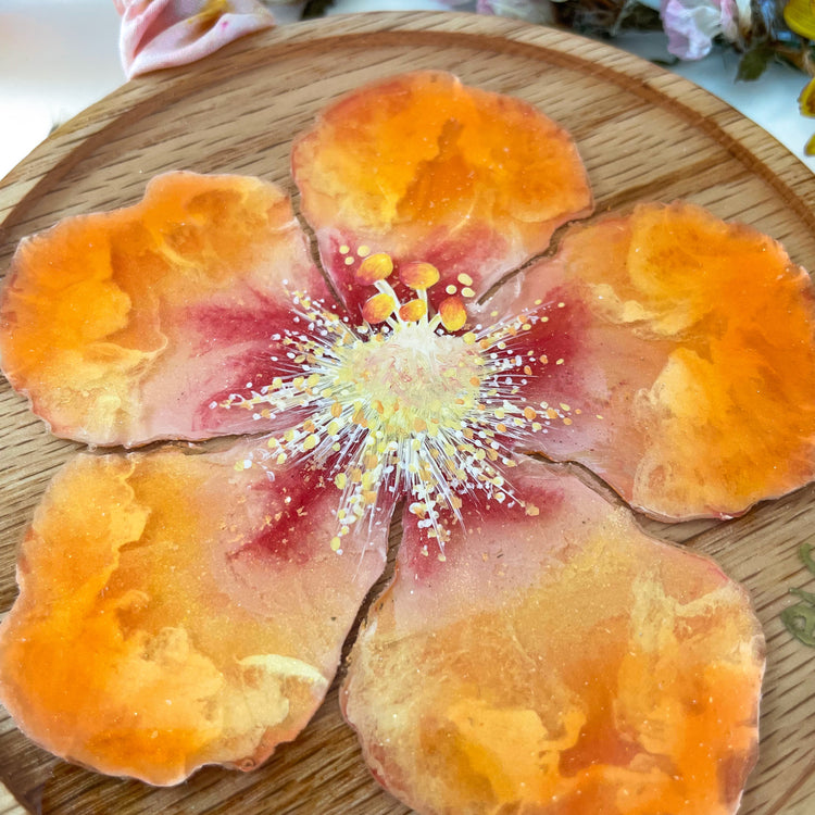 Flores de Hawai’i Ornament