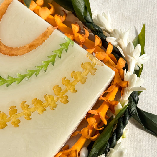 Lei on Lanikai Beach 9