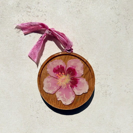 Amor a Maui Ornament