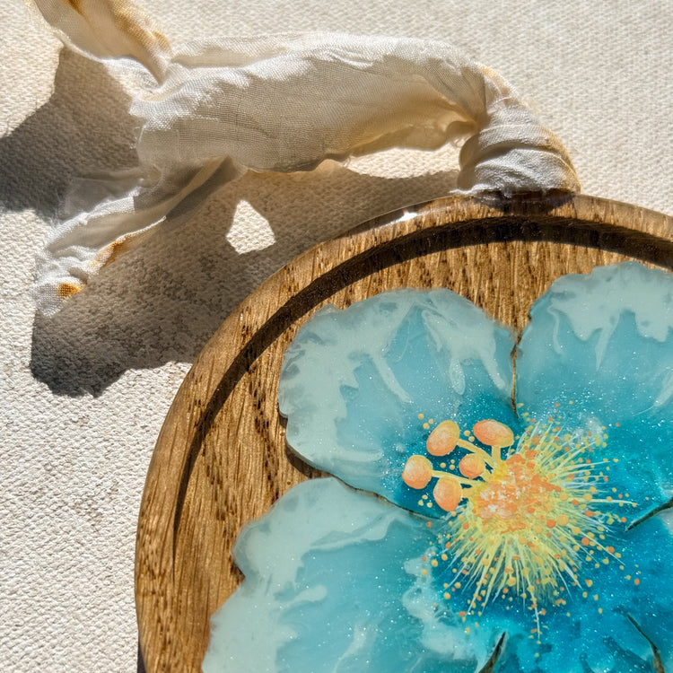 Flores de Hawai’i Ornament