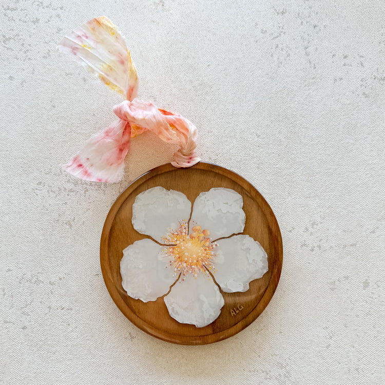 Flores de Hawai’i Ornament