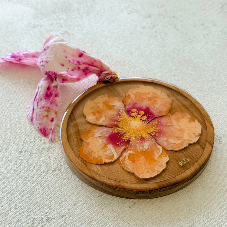 Flores de Hawai’i Ornament