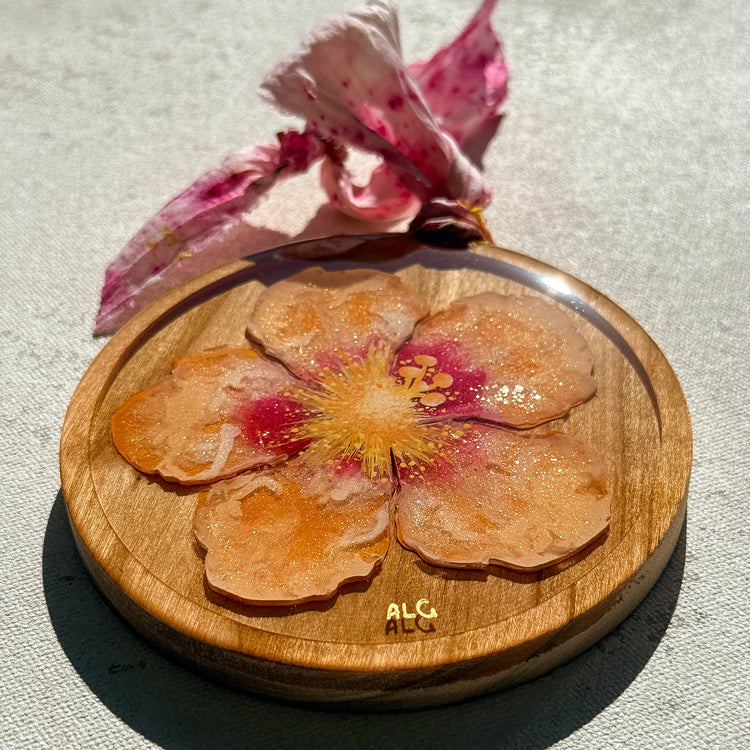 Flores de Hawai’i Ornament